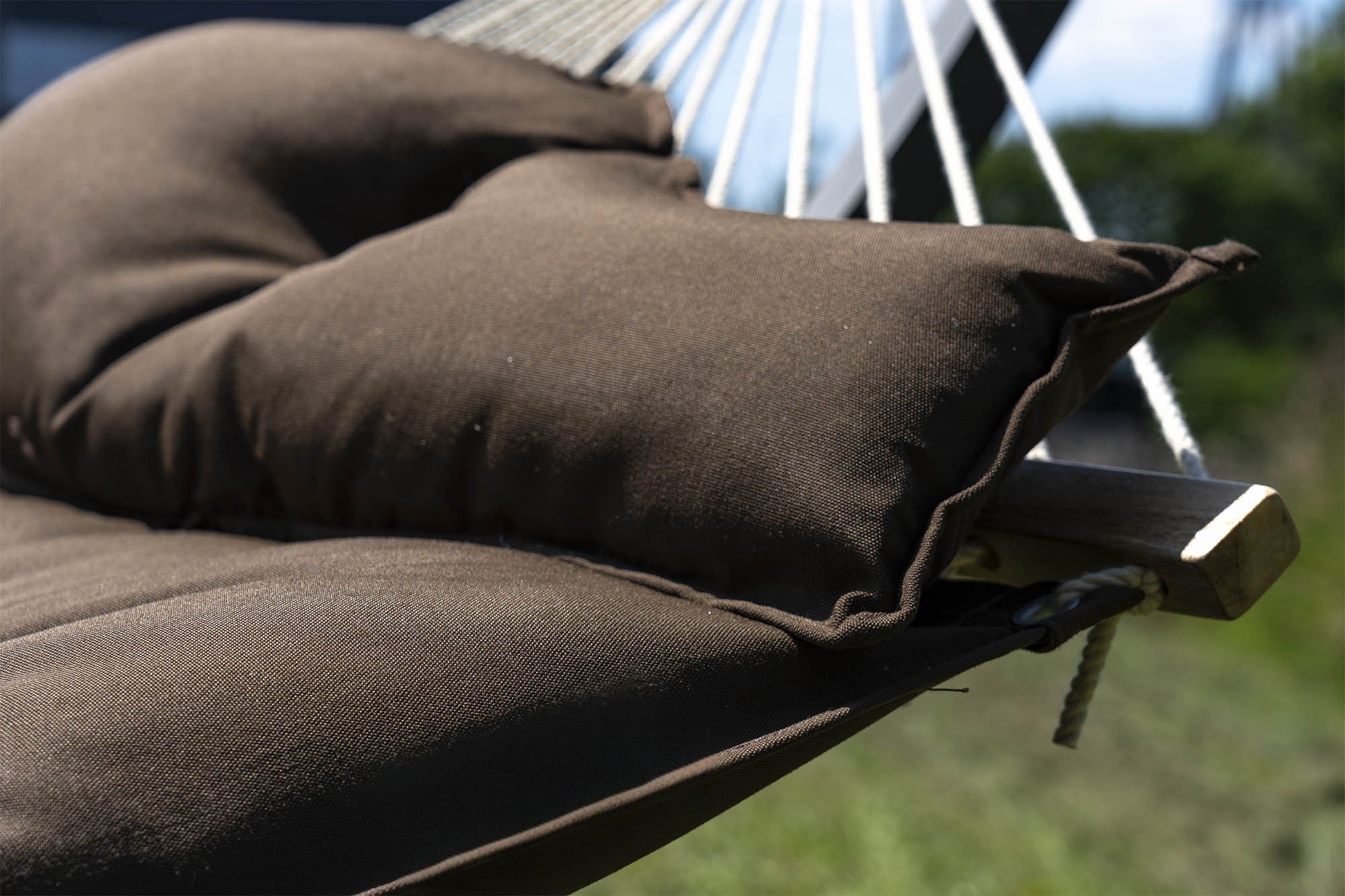 Hamac sur pied matelassé Liora